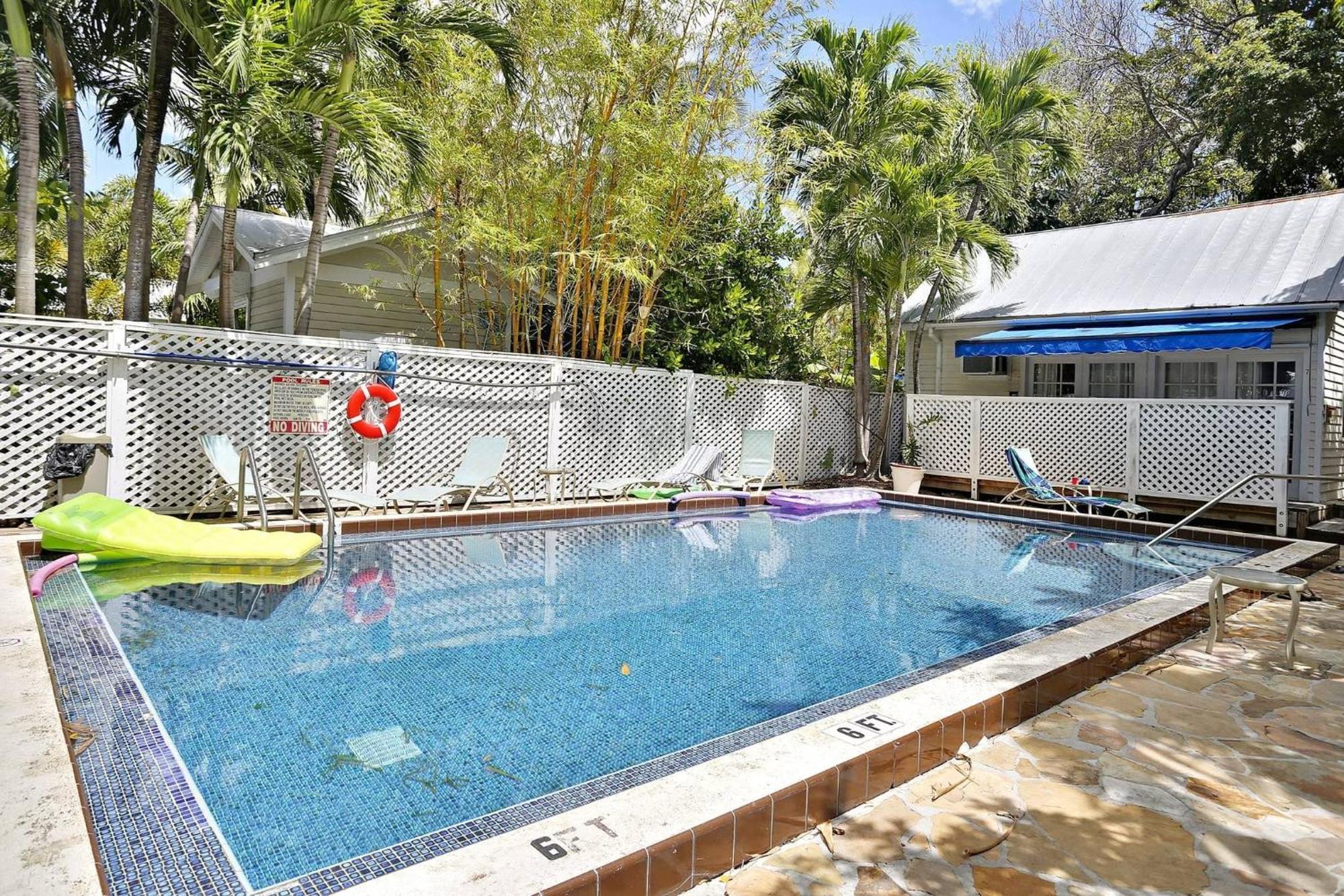Ibis By Avantstay Close To Duval Street W Shared Pool Month Long Stays Only Key West Eksteriør billede