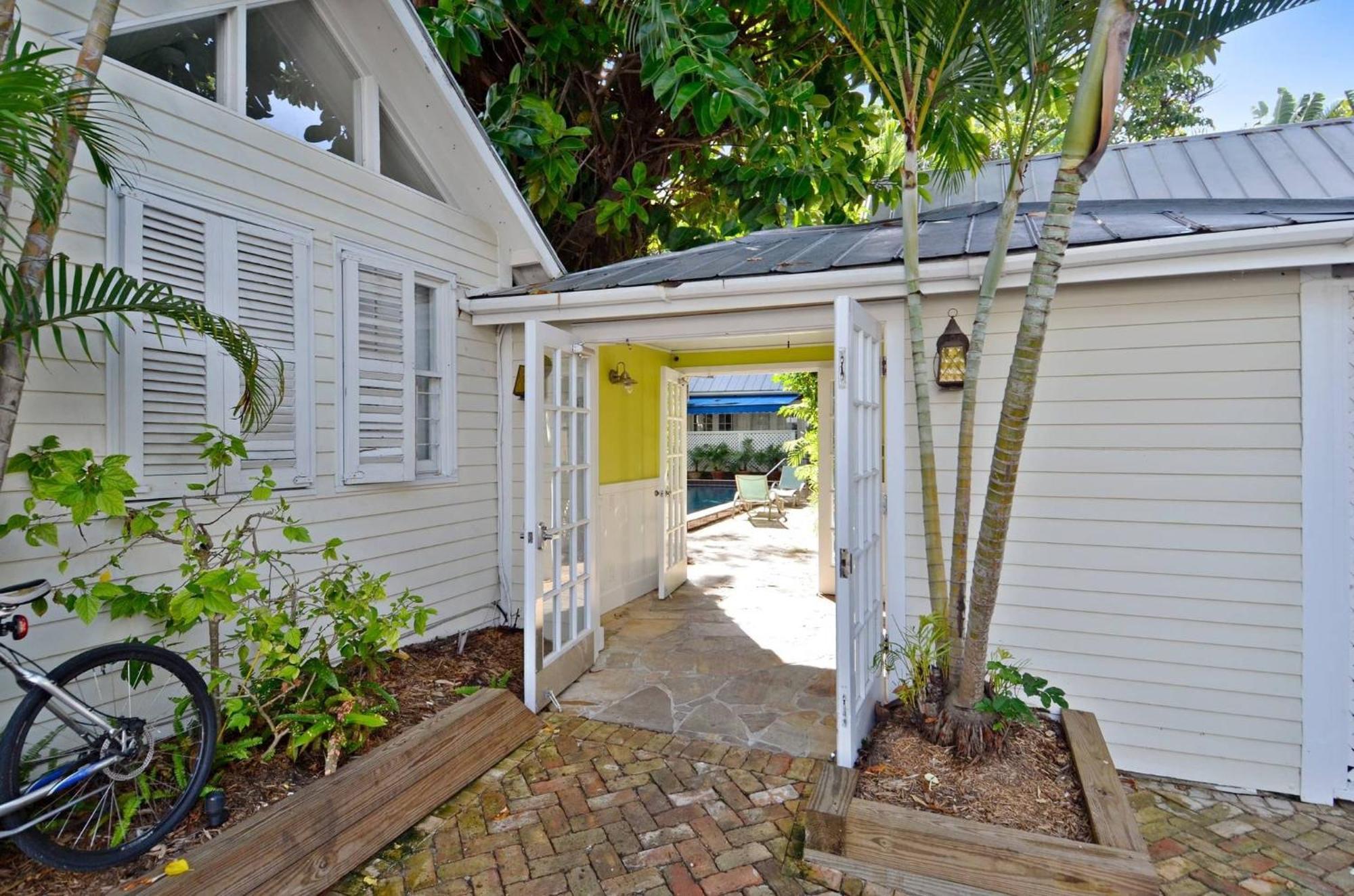 Ibis By Avantstay Close To Duval Street W Shared Pool Month Long Stays Only Key West Eksteriør billede