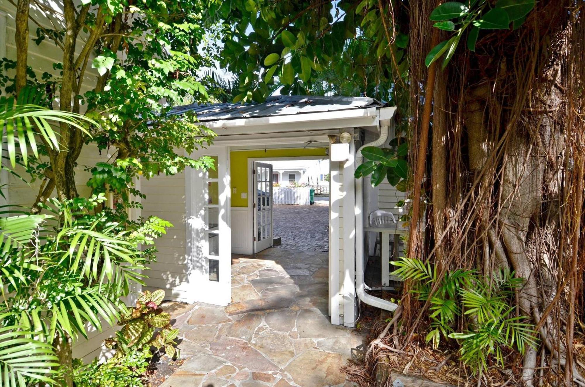 Ibis By Avantstay Close To Duval Street W Shared Pool Month Long Stays Only Key West Eksteriør billede